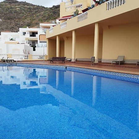 Charming & Sunny Apartment With Ocean View 아데제 외부 사진