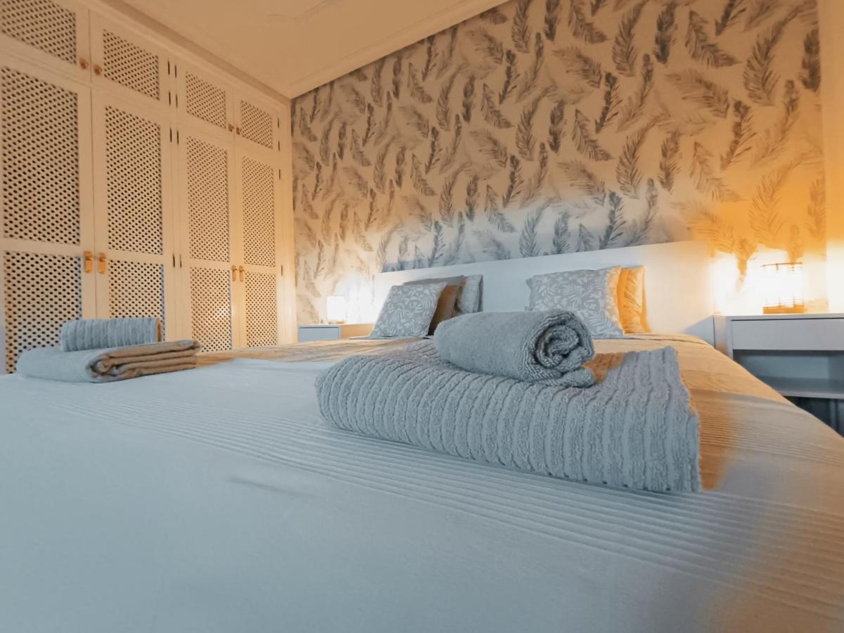 Charming & Sunny Apartment With Ocean View 아데제 외부 사진