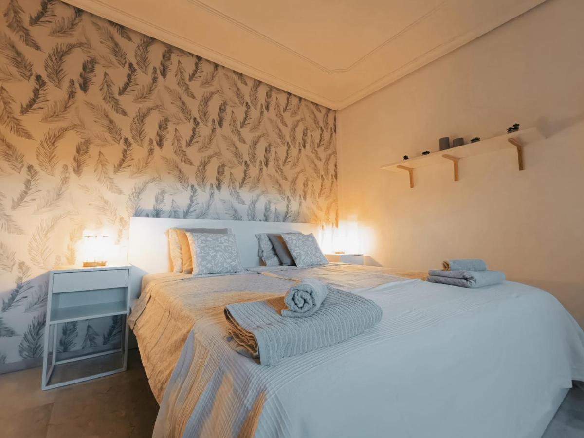 Charming & Sunny Apartment With Ocean View 아데제 외부 사진