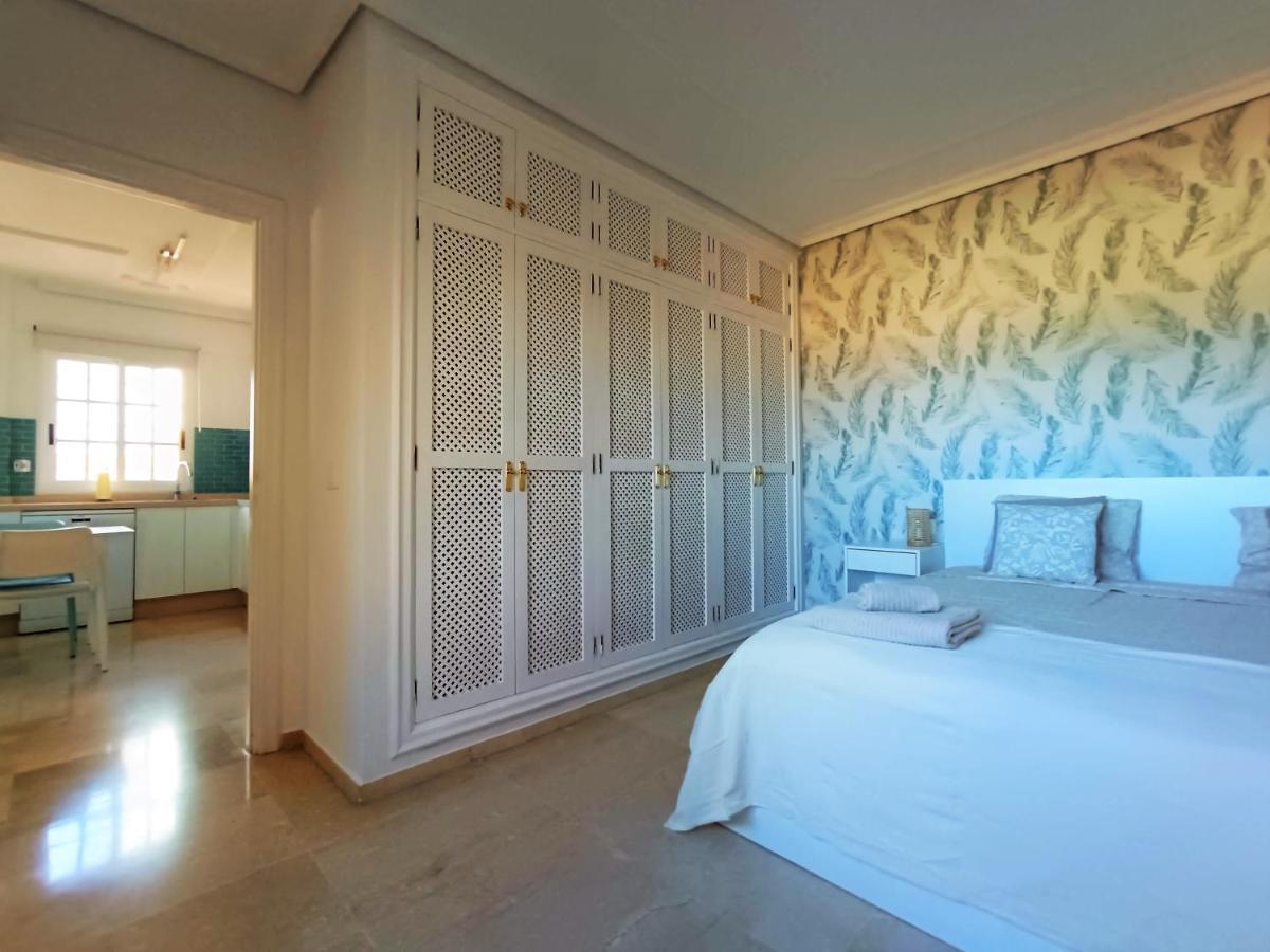 Charming & Sunny Apartment With Ocean View 아데제 외부 사진
