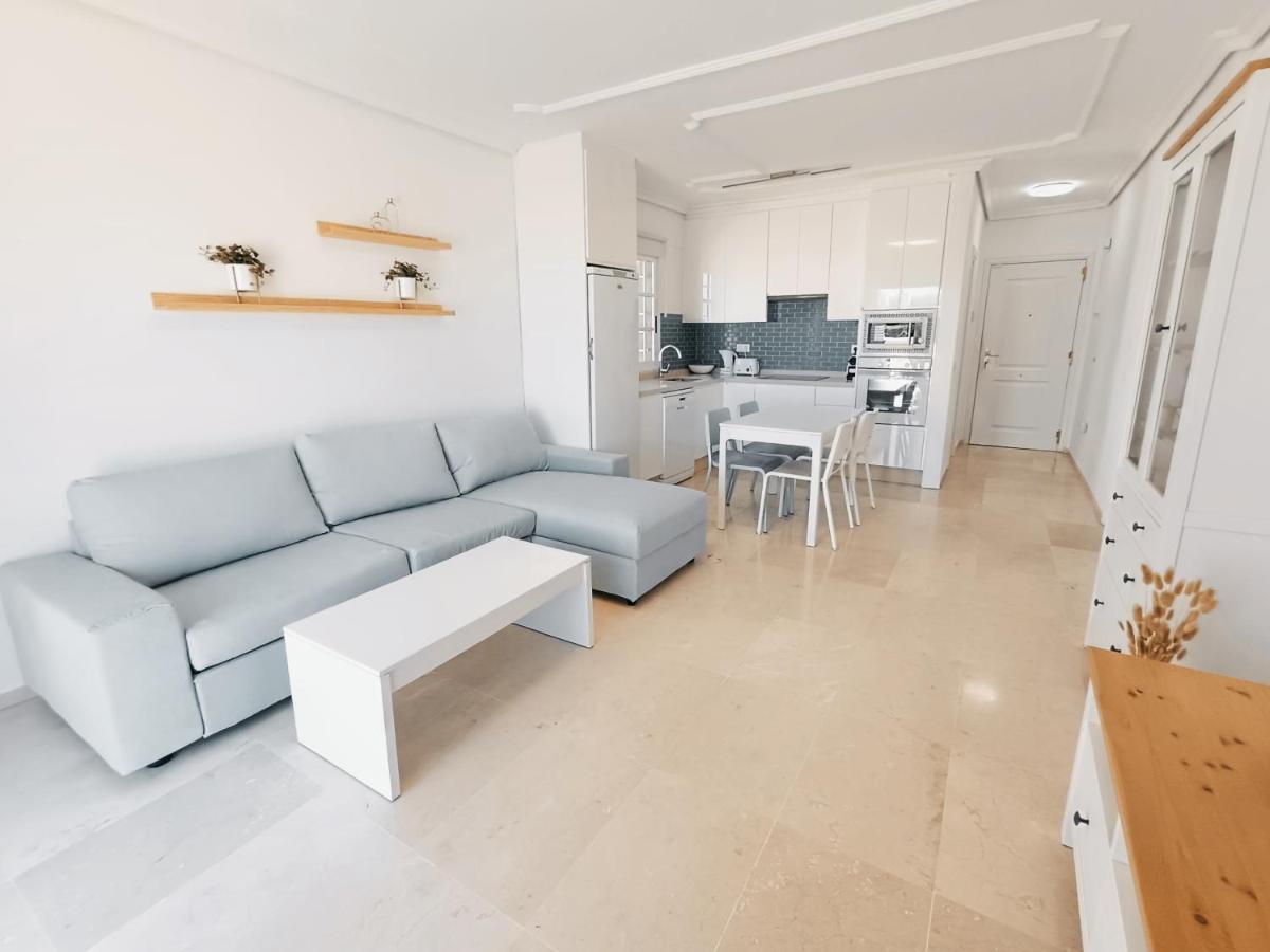 Charming & Sunny Apartment With Ocean View 아데제 외부 사진