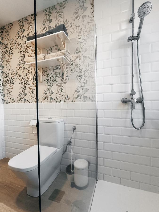 Charming & Sunny Apartment With Ocean View 아데제 외부 사진